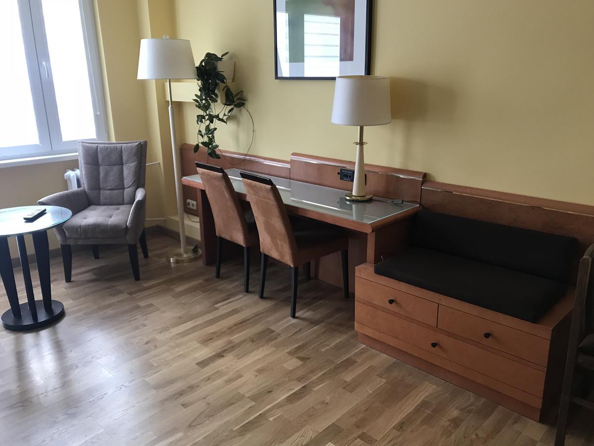Apartament Ewa Tarnów Exteriör bild