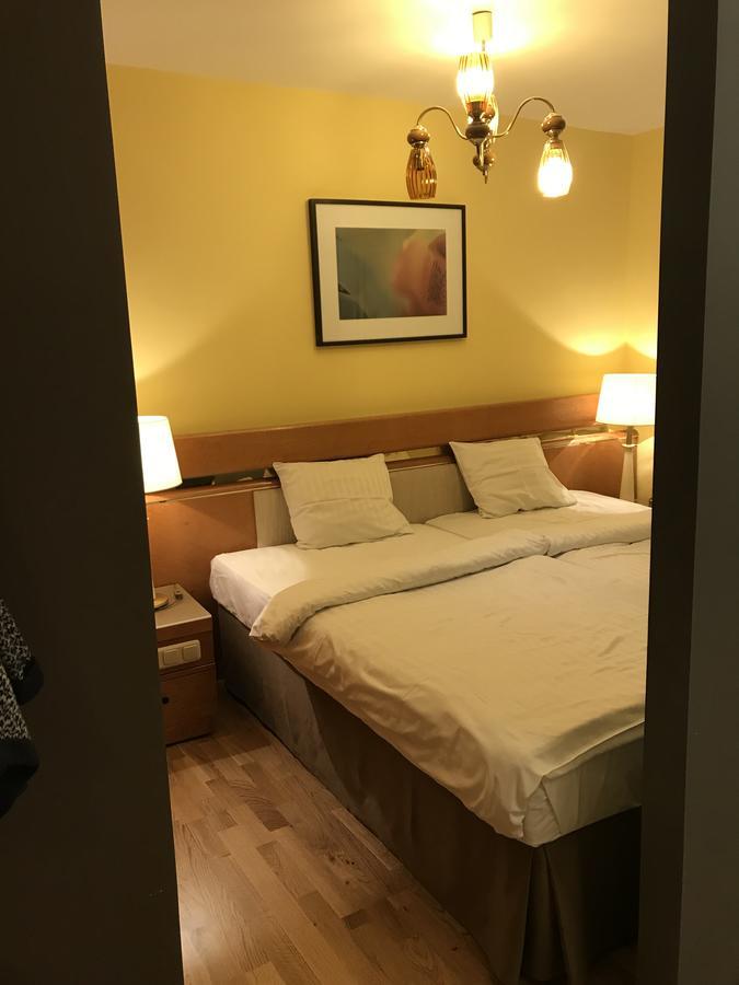 Apartament Ewa Tarnów Exteriör bild