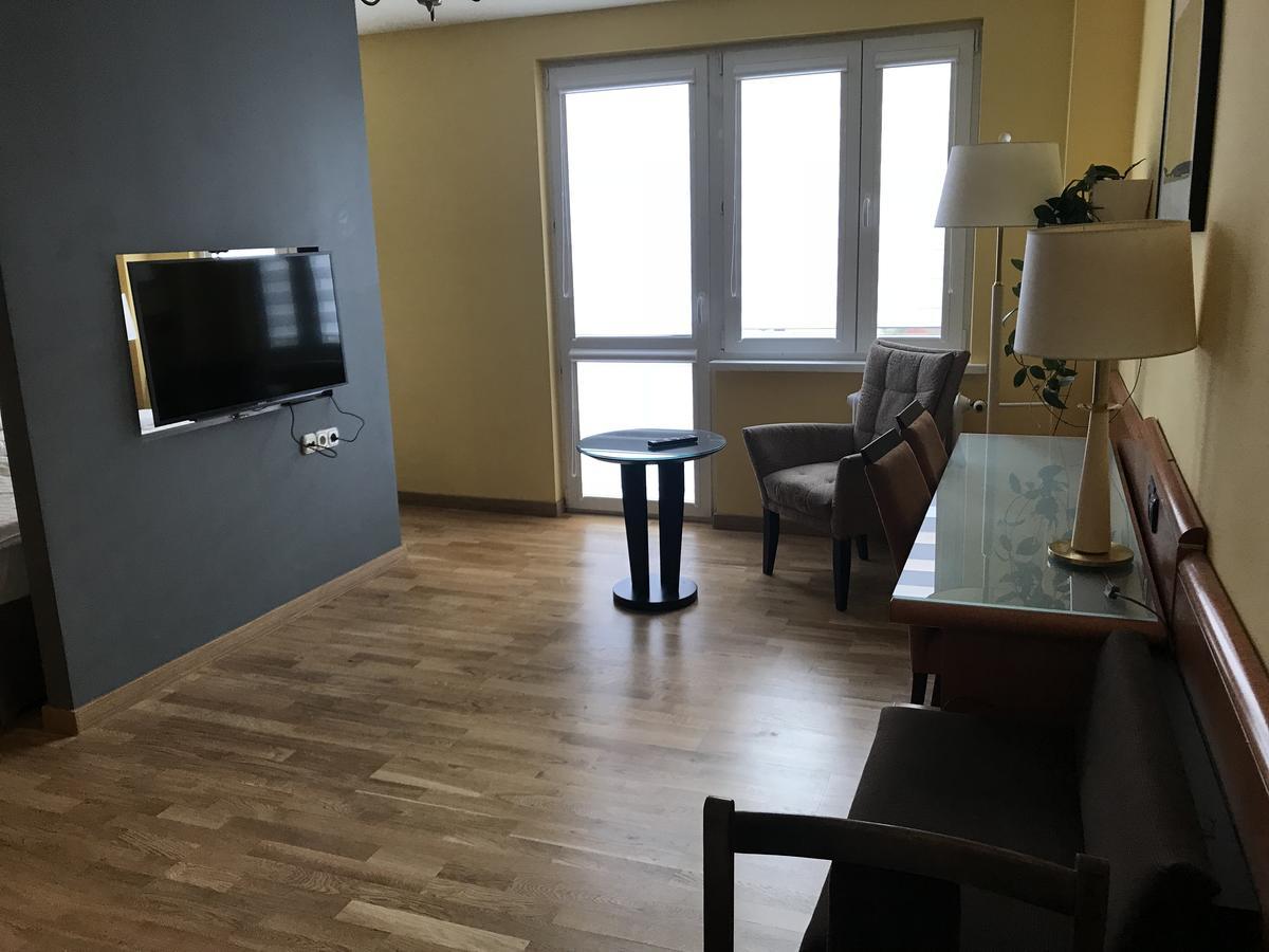 Apartament Ewa Tarnów Exteriör bild