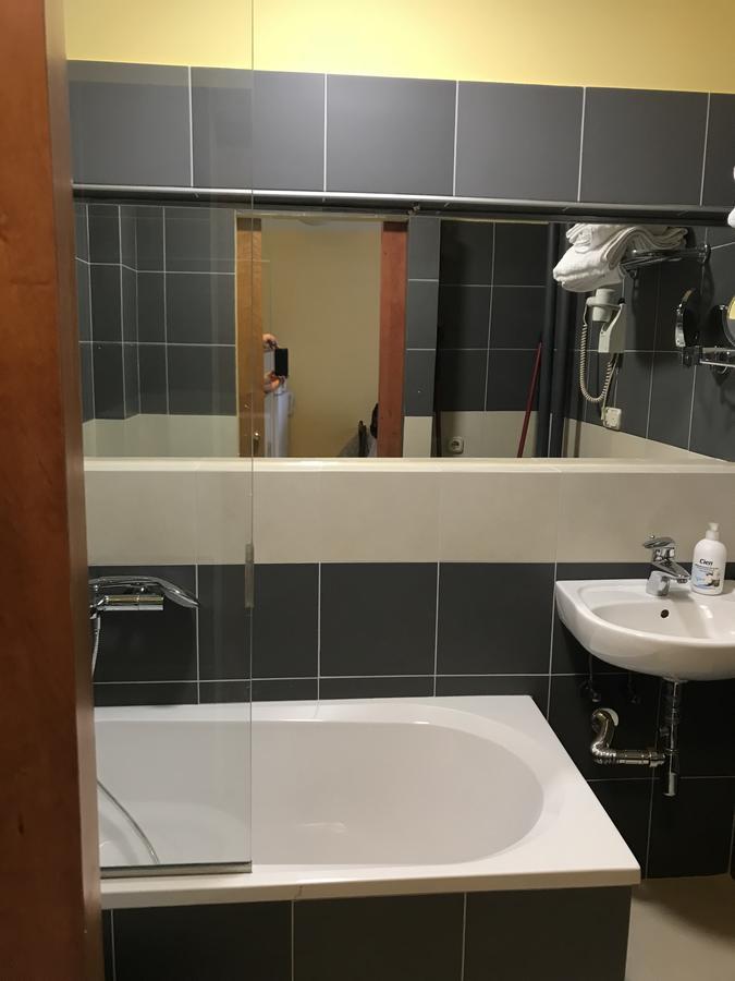 Apartament Ewa Tarnów Exteriör bild